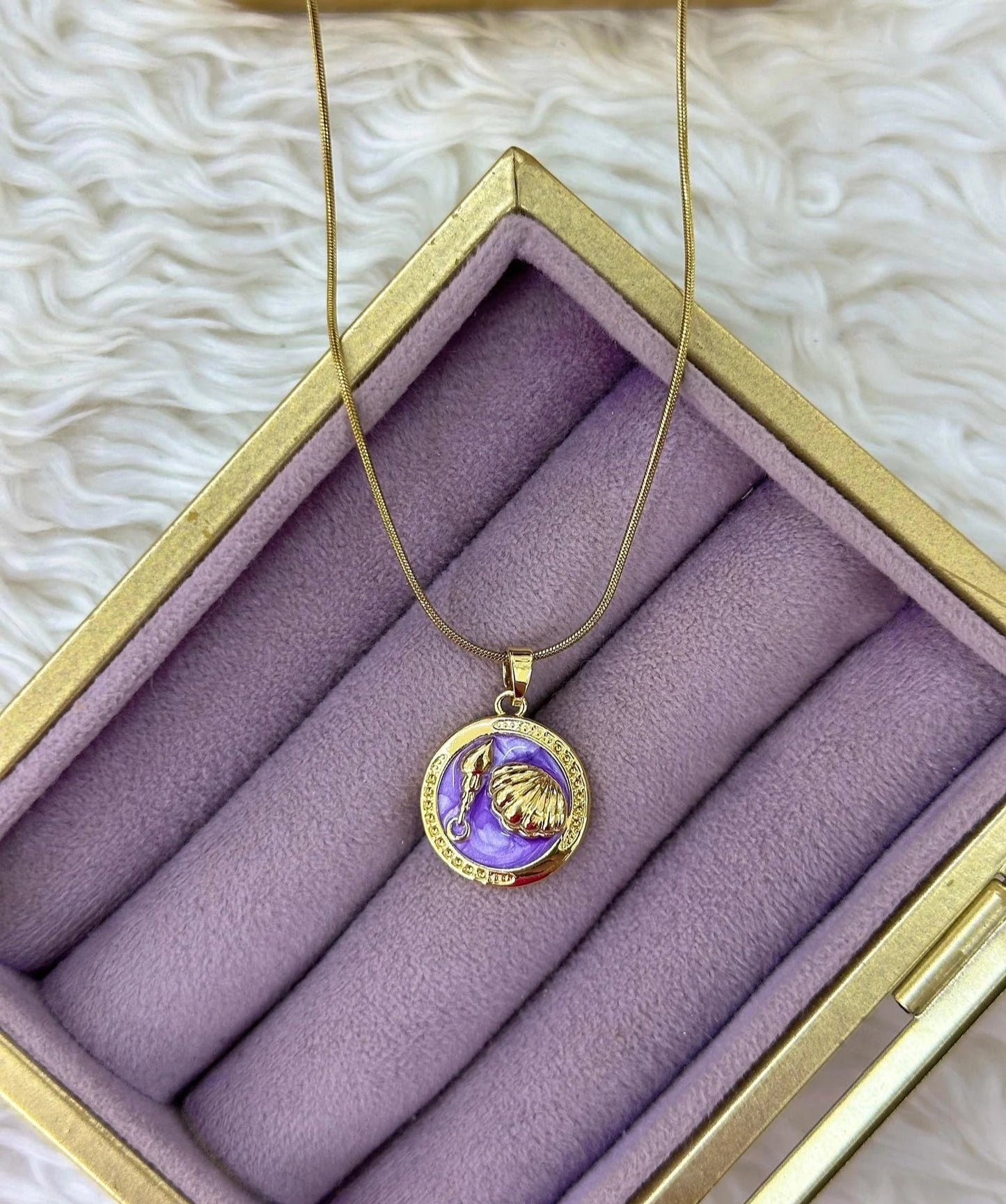 Deniz Kabuklu Sanat Kolye