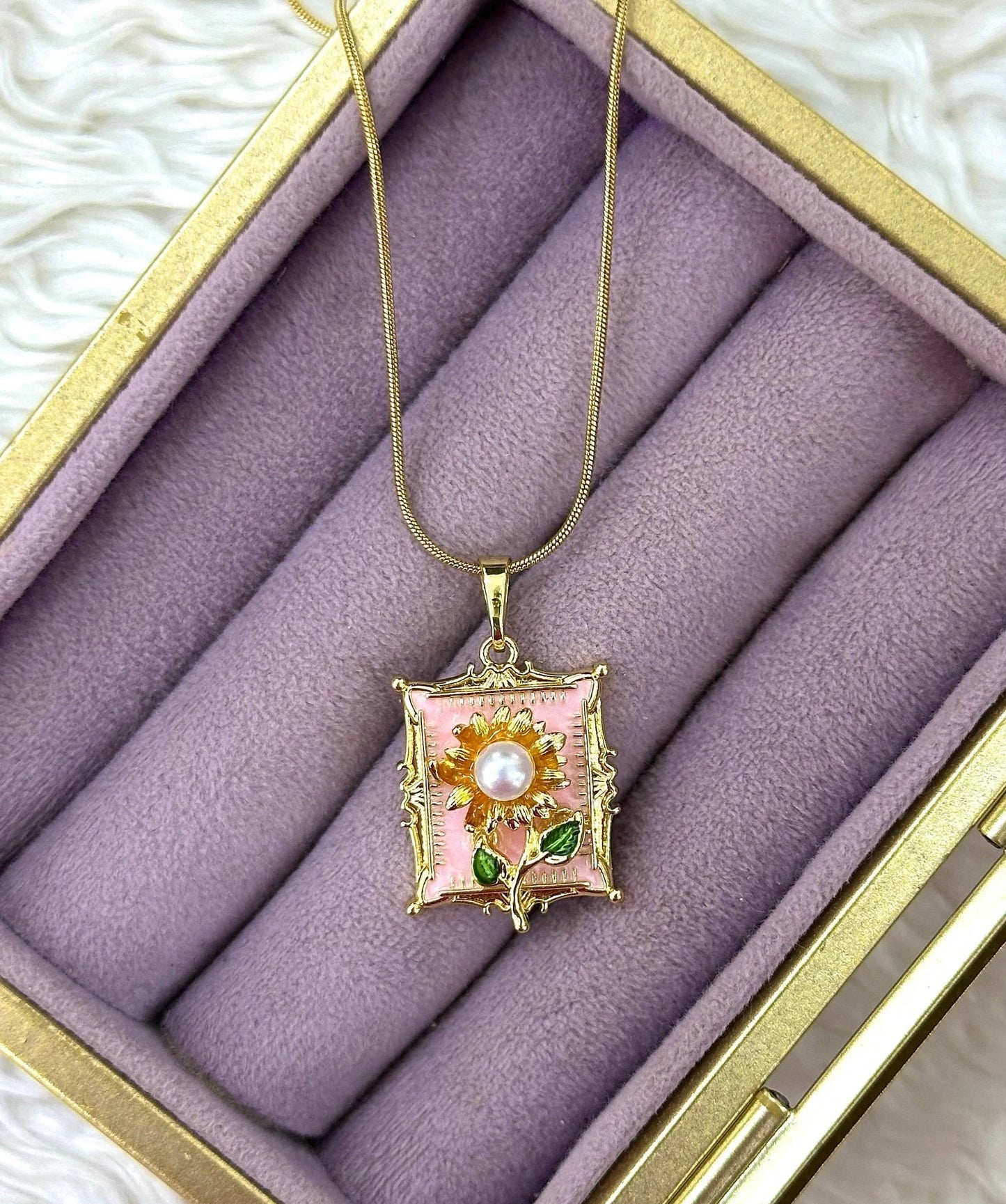 Zarif Pembe Mineli Ayçiçeği Kolye