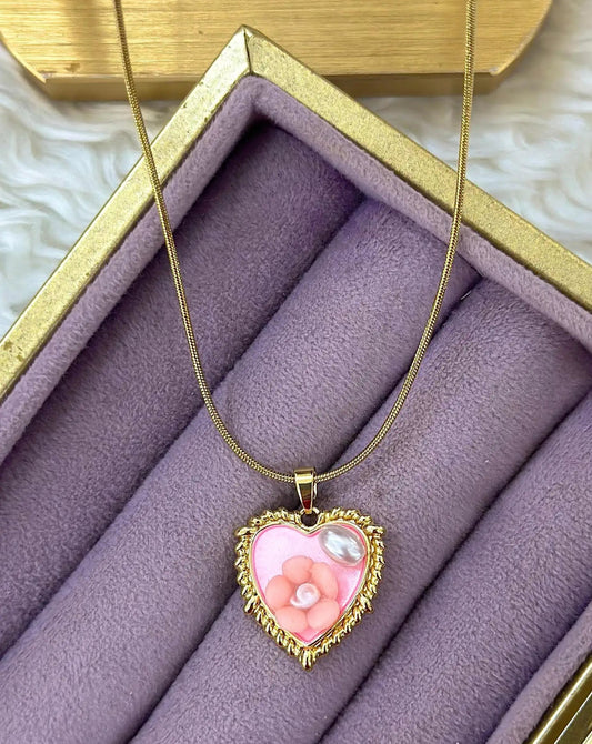 Zarif Pembe Kalp Kolye