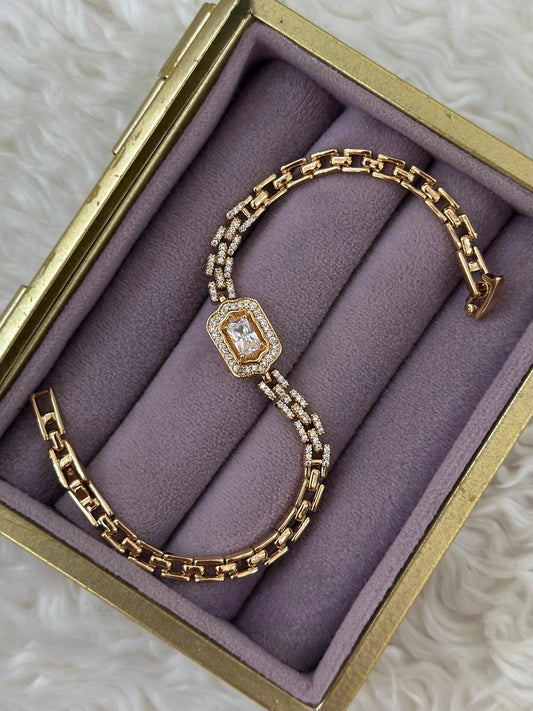 Xuping Şık Baget Taş Detaylı Rose Gold Bileklik
