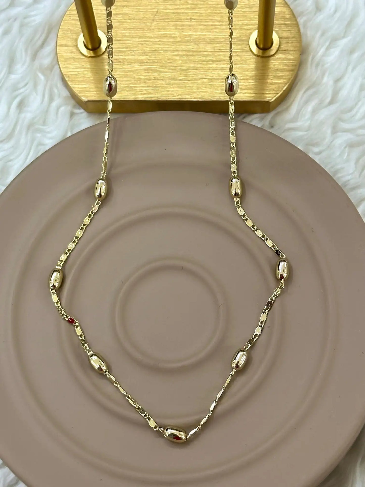 Xuping Gold Renkli Oval Boncuklu Zincir Kolye